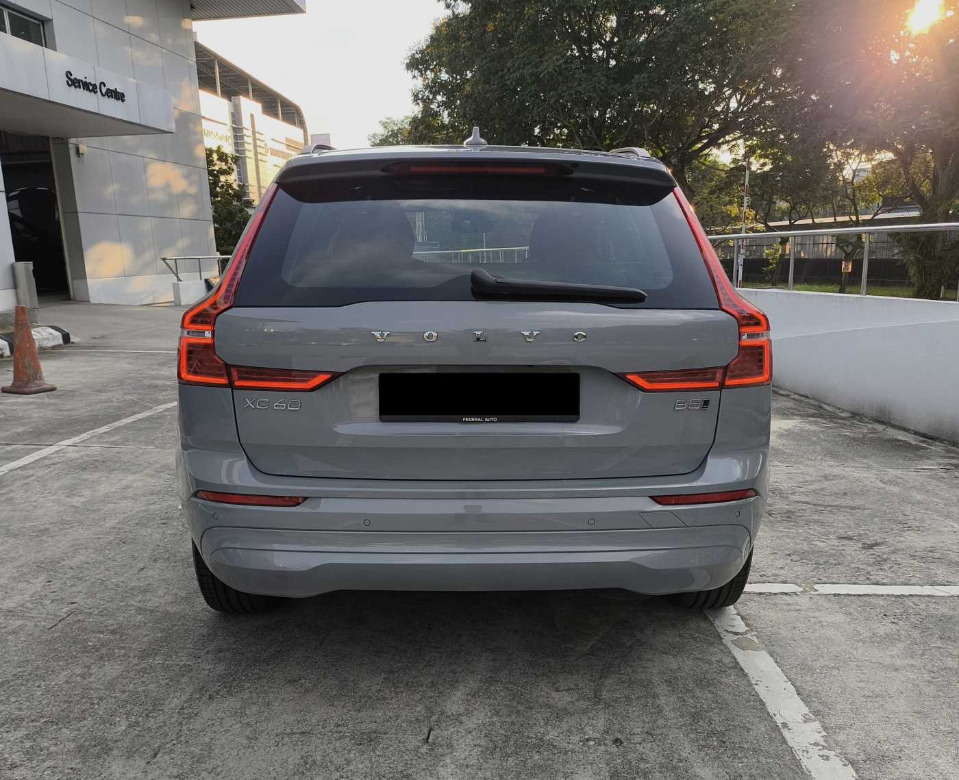 Volvo  XC60 Essential, B5 AWD Mild hybrid, Petrol