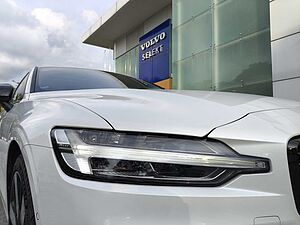 Volvo  S60 Recharge Plus, T8 AWD Plug-in hybrid, Electric/Petrol, Dark