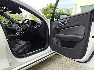 Volvo  S60 Recharge Plus, T8 AWD Plug-in hybrid, Electric/Petrol, Dark