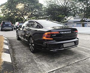 Volvo  S90 Recharge Ultimate, T8 AWD Plug-in hybrid, Electric/Petrol, Bright