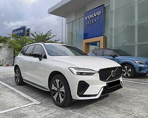 Volvo  XC60 Recharge Ultimate, T8 AWD Plug-in hybrid, Electric/Petrol, Dark