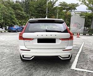 Volvo  XC60 Recharge Ultimate, T8 AWD Plug-in hybrid, Electric/Petrol, Dark