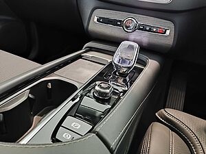 Volvo  XC90 Ultimate, B5 AWD Mild hybrid, Petrol, Bright, 7 Seats