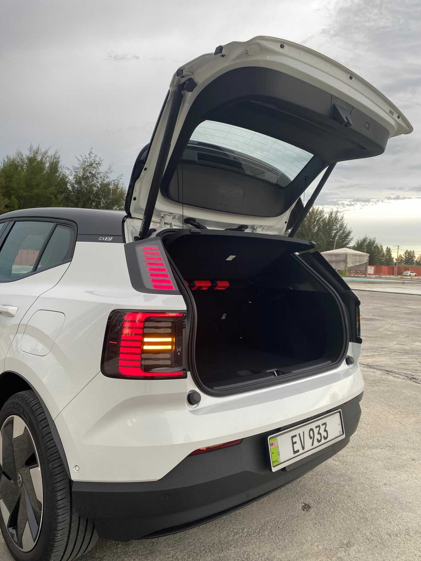 Volvo  EX30 Ultra, Single Motor Extended Range, Electric