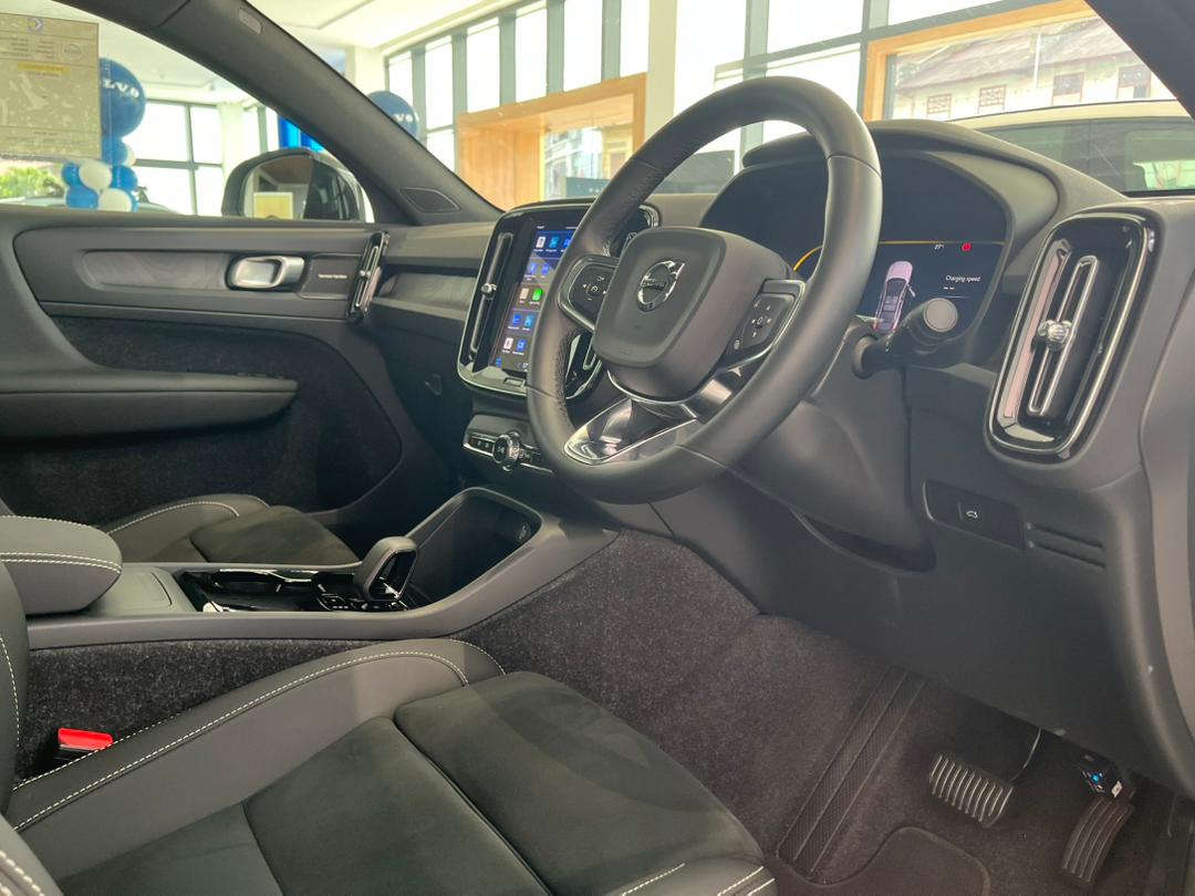 Volvo  EC40 Ultra, Twin Motor, Electric