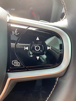 Volvo  S60 T8 R-Design