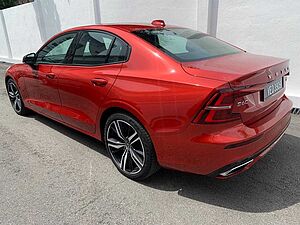 Volvo  S60 T8 R-Design