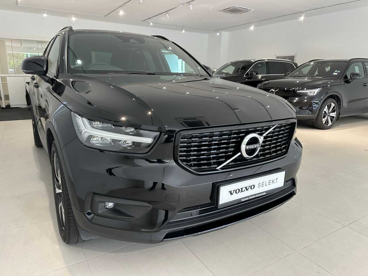Volvo  XC40 Recharge R-Design, T5