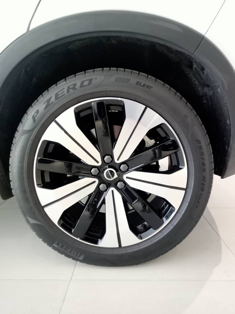 Volvo  XC40 Recharge Ultimate, Pure Electric, Electric