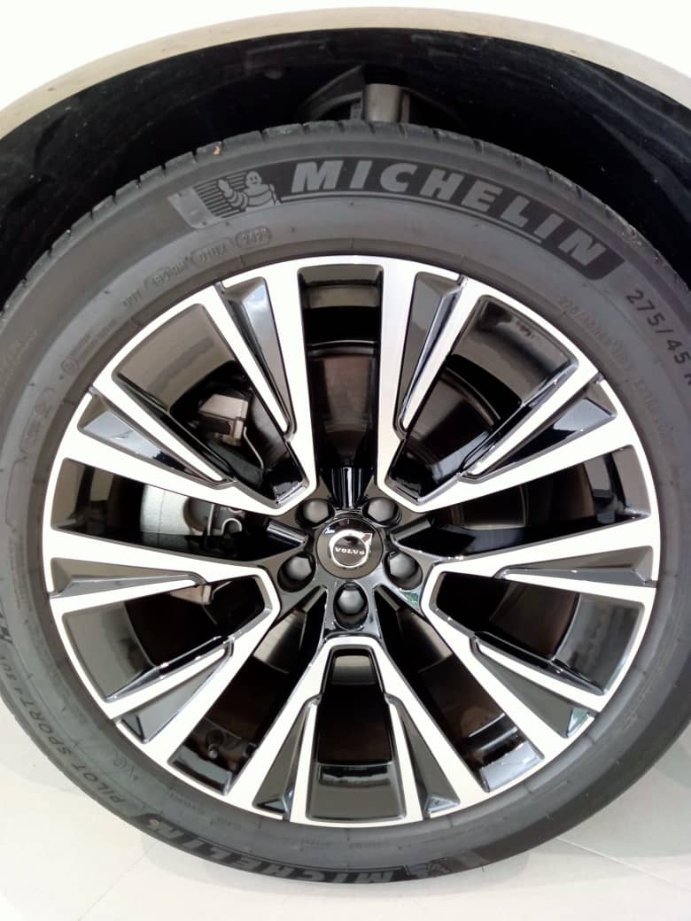 Volvo  XC90 Recharge Ultimate, T8 AWD Plug-in hybrid, Electric/Petrol, Bright, 7 Seats