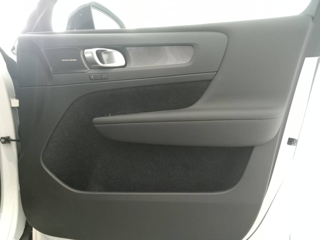 Volvo  XC40 Recharge Ultimate, Pure Electric, Electric