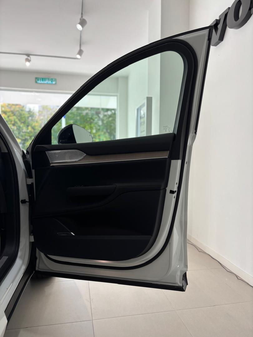 Volvo  EX90 Ultra, Twin Motor Performance, Electric, 7 Seats