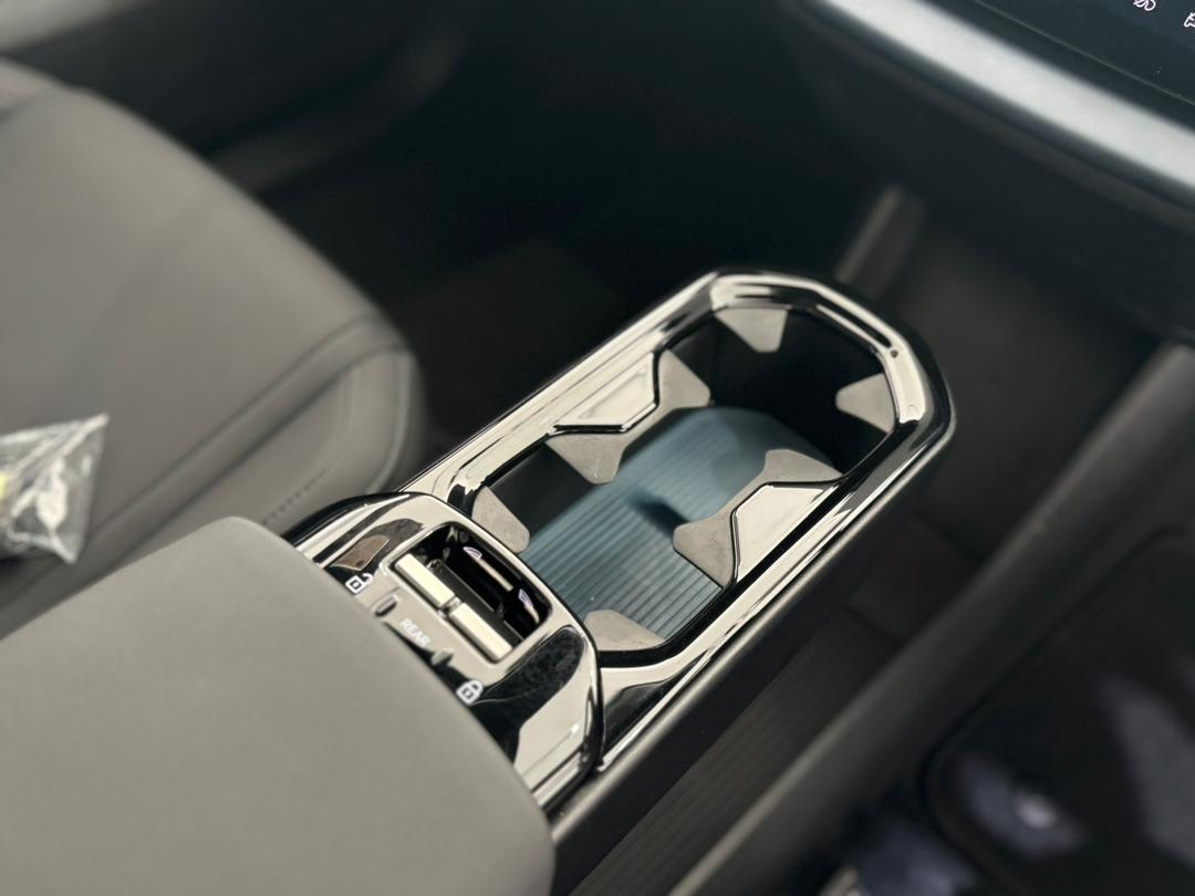 Volvo  EX30 Ultra, Twin Motor Performance, Electric