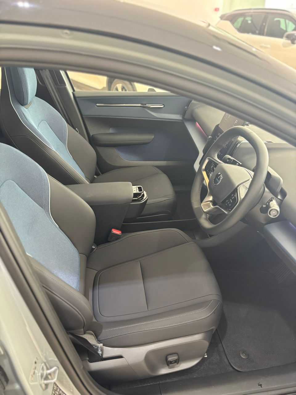 Volvo  EX30 Ultra, Twin Motor Performance, Electric