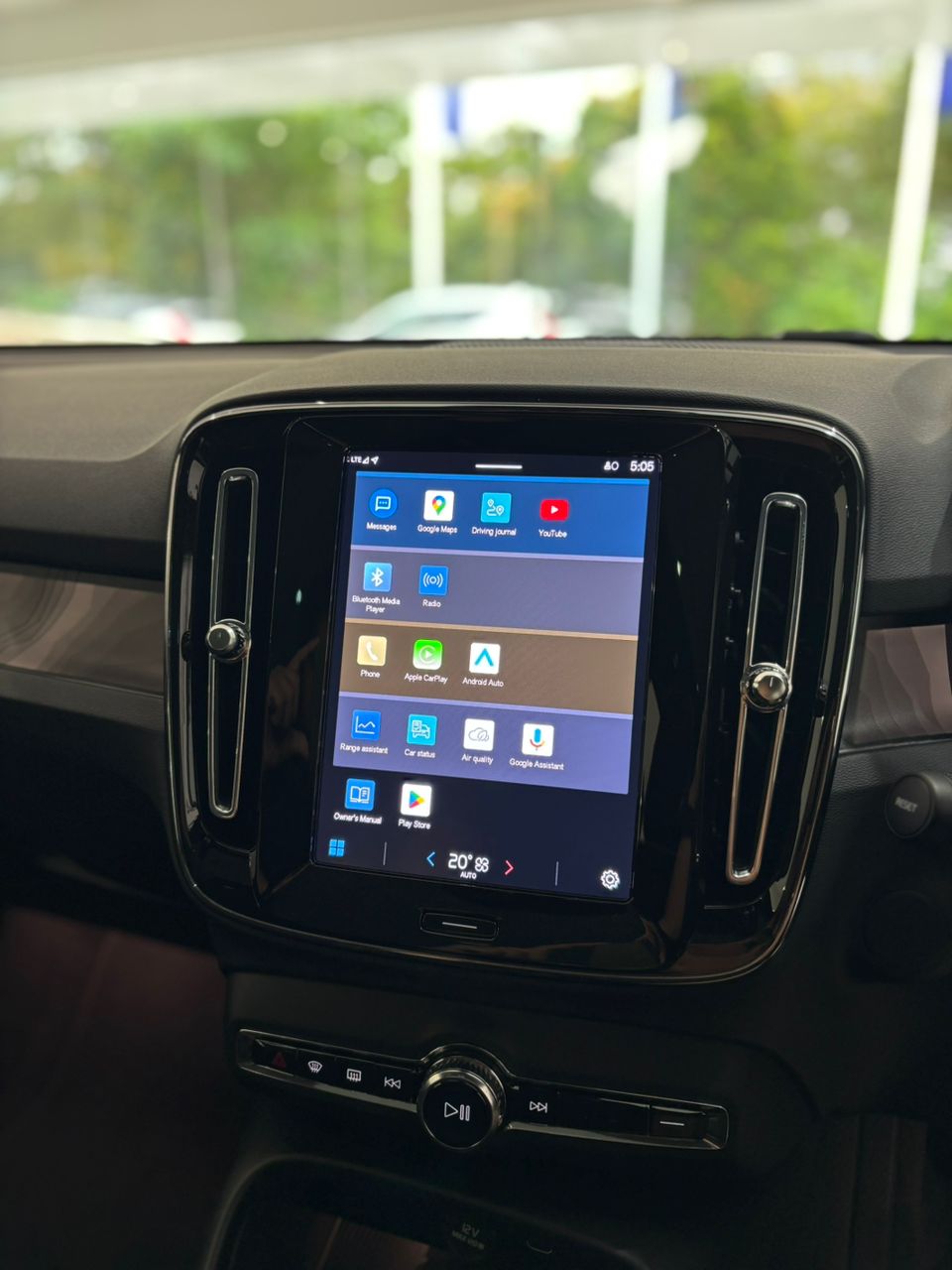 Volvo  EC40 Ultra, Twin Motor, Electric