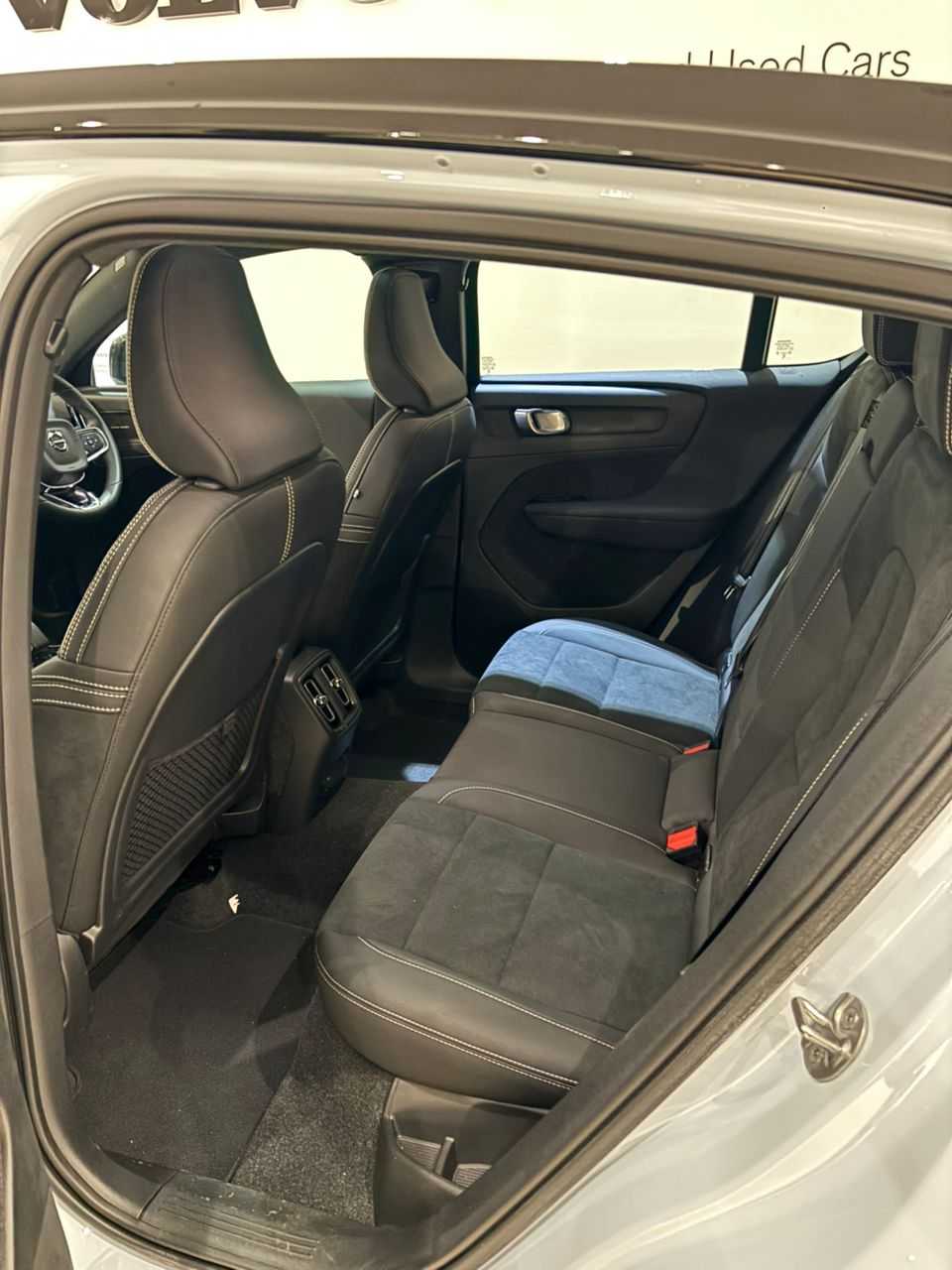 Volvo  EC40 Ultra, Twin Motor, Electric