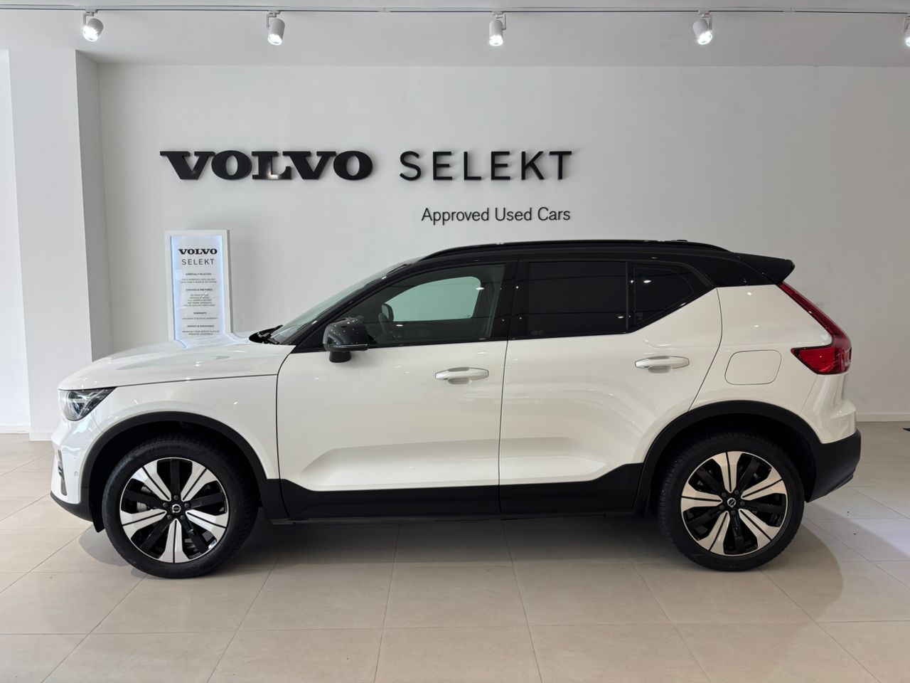 Volvo  XC40 Recharge Ultimate, Pure Electric, Electric