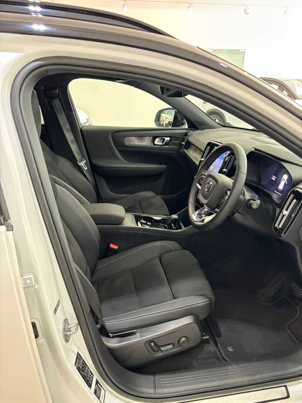 Volvo  XC40 Recharge Ultimate, Pure Electric, Electric