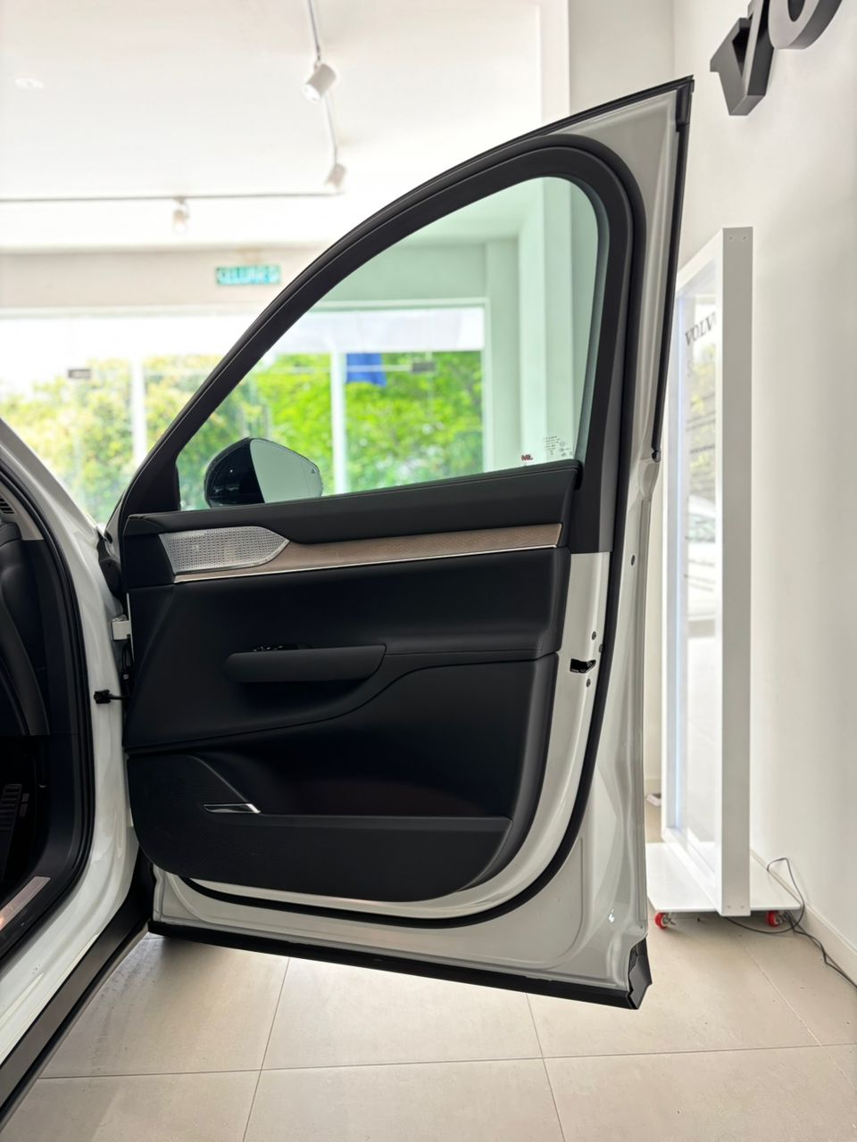 Volvo  EX90 Ultra, Twin Motor Performance, Electric, 7 Seats