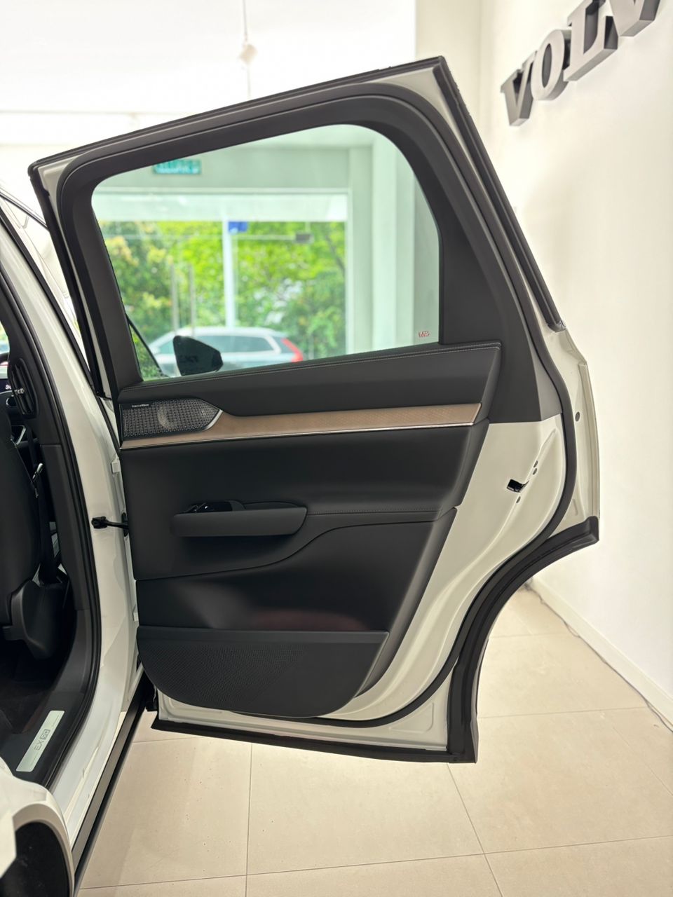 Volvo  EX90 Ultra, Twin Motor Performance, Electric, 7 Seats