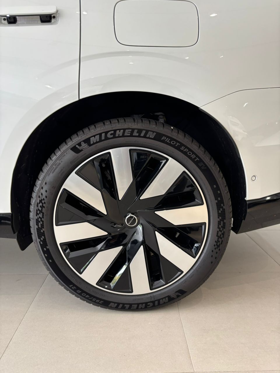 Volvo  EX90 Ultra, Twin Motor Performance, Electric, 7 Seats