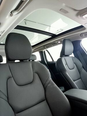 Volvo  V60 Recharge Plus, T8 AWD Plug-in hybrid, Electric/Petrol, Bright