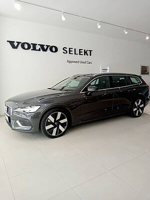 Volvo  V60 Recharge Plus, T8 AWD Plug-in hybrid, Electric/Petrol, Bright