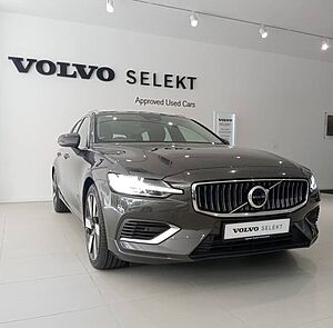 Volvo  V60 Recharge Plus, T8 AWD Plug-in hybrid, Electric/Petrol, Bright