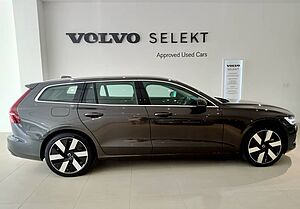 Volvo  V60 Recharge Plus, T8 AWD Plug-in hybrid, Electric/Petrol, Bright