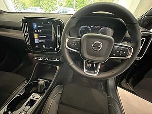 Volvo  XC40 Recharge R-Design, T5