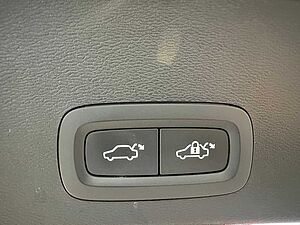 Volvo  XC40 Recharge R-Design, T5