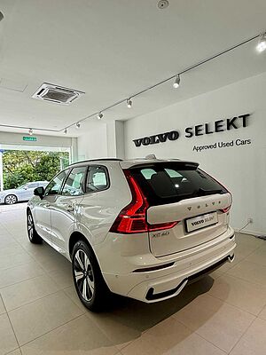 Volvo  Ultra, T8 AWD Plug-in hybrid, Electric/Petrol, Dark