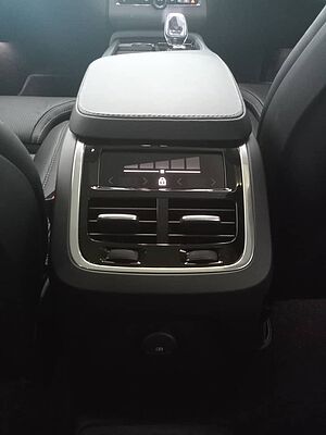 Volvo  Ultra, T8 AWD Plug-in hybrid, Electric/Petrol, Bright, 7 Seats