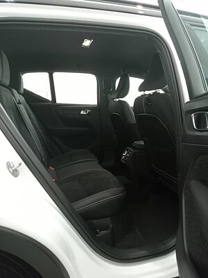 Volvo  XC40 Recharge Ultimate, Pure Electric, Electric
