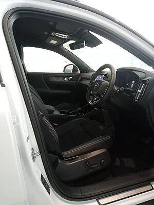 Volvo  XC40 Recharge Ultimate, Pure Electric, Electric