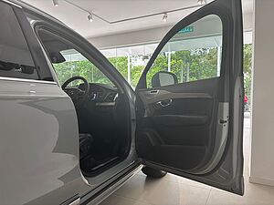 Volvo  XC90 Ultimate, B5 AWD Mild hybrid, Petrol, Bright, 7 Seats