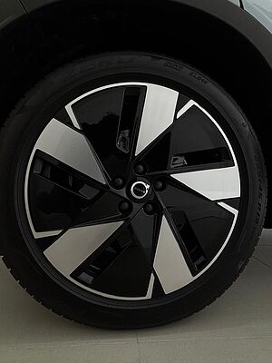 Volvo EC40 Ultra, Twin Motor, Electric