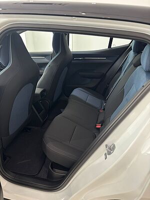 Volvo EX30 Ultra, Twin Motor Performance, Electric