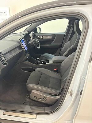 Volvo  EC40 Ultra, Twin Motor, Electric