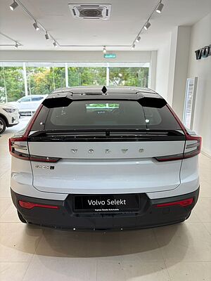 Volvo  EC40 Ultra, Twin Motor, Electric