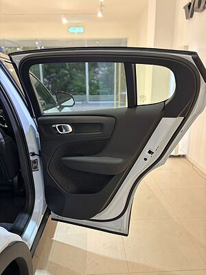 Volvo  EC40 Ultra, Twin Motor, Electric