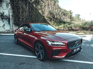 Volvo  S60 Recharge R-Design, T8 AWD (407 hp) aut