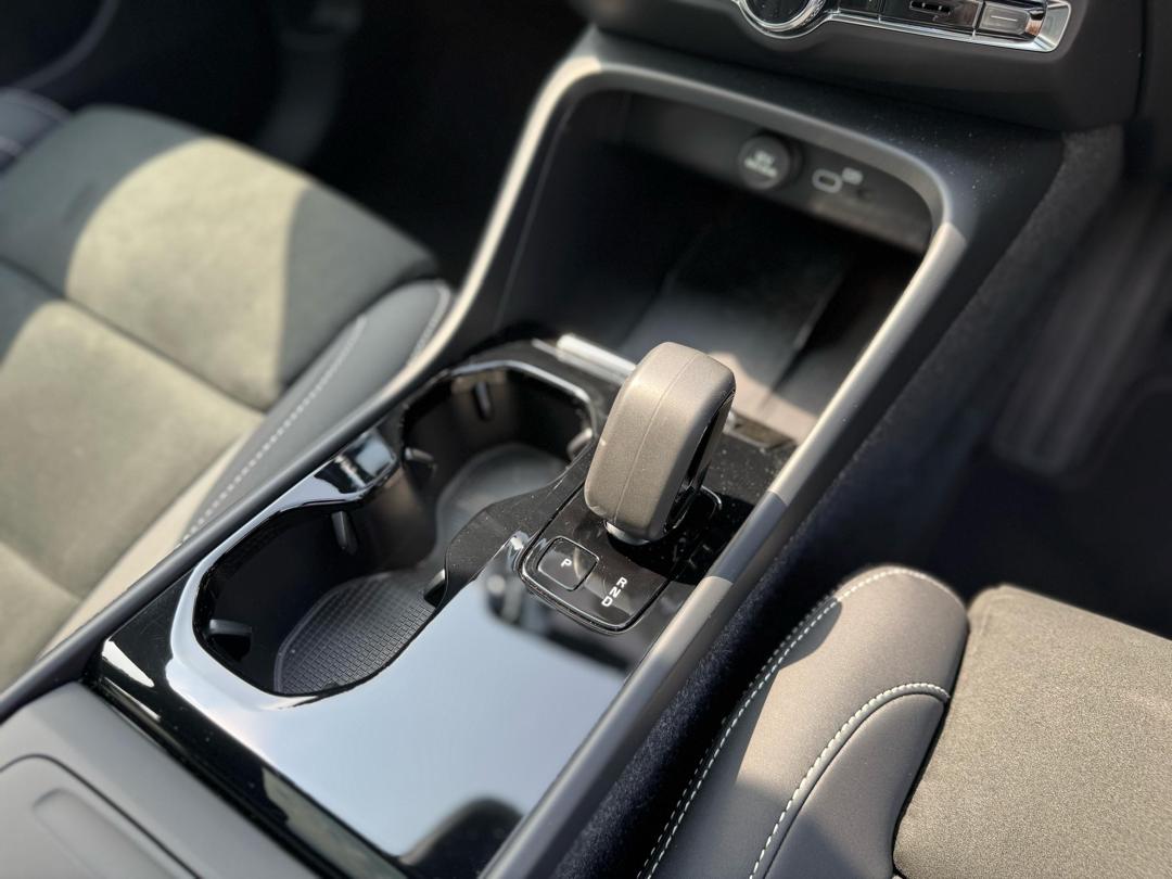 Volvo  C40 Recharge Ultimate, Twin Motor, Electric