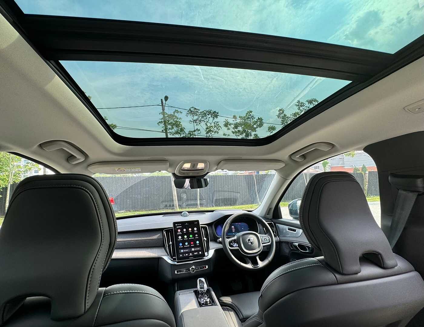 Volvo Ultra, T8 AWD Plug-in hybrid, Electric/Petrol, Bright, 7 Seats