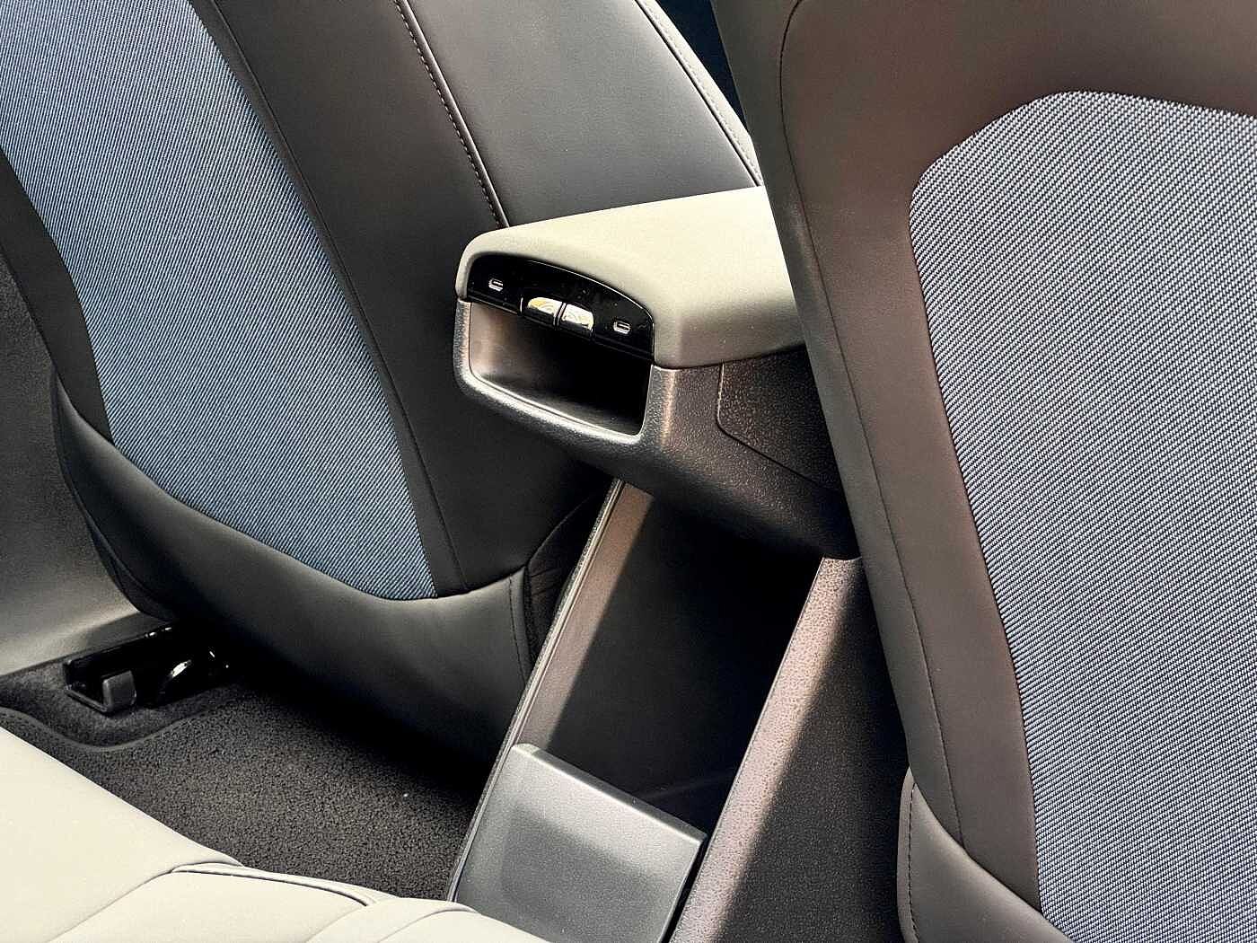 Volvo  EX30 Ultra, Twin Motor Performance, Electric