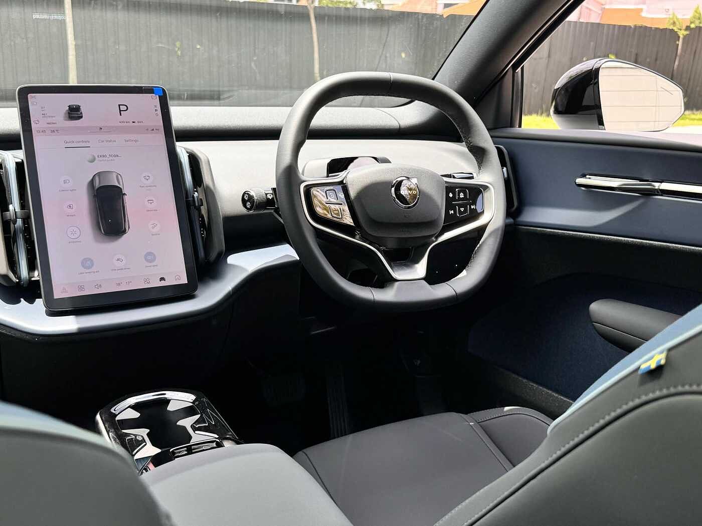 Volvo  EX30 Ultra, Twin Motor Performance, Electric