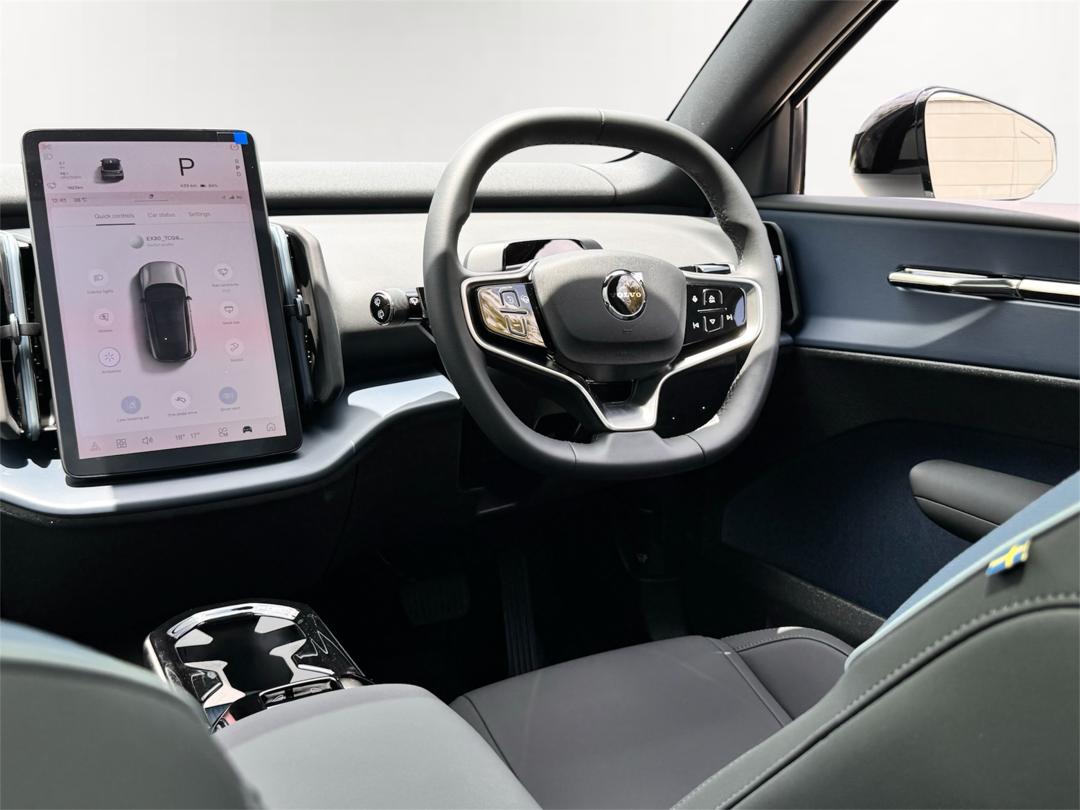 Volvo  EX30 Ultra, Twin Motor Performance, Electric