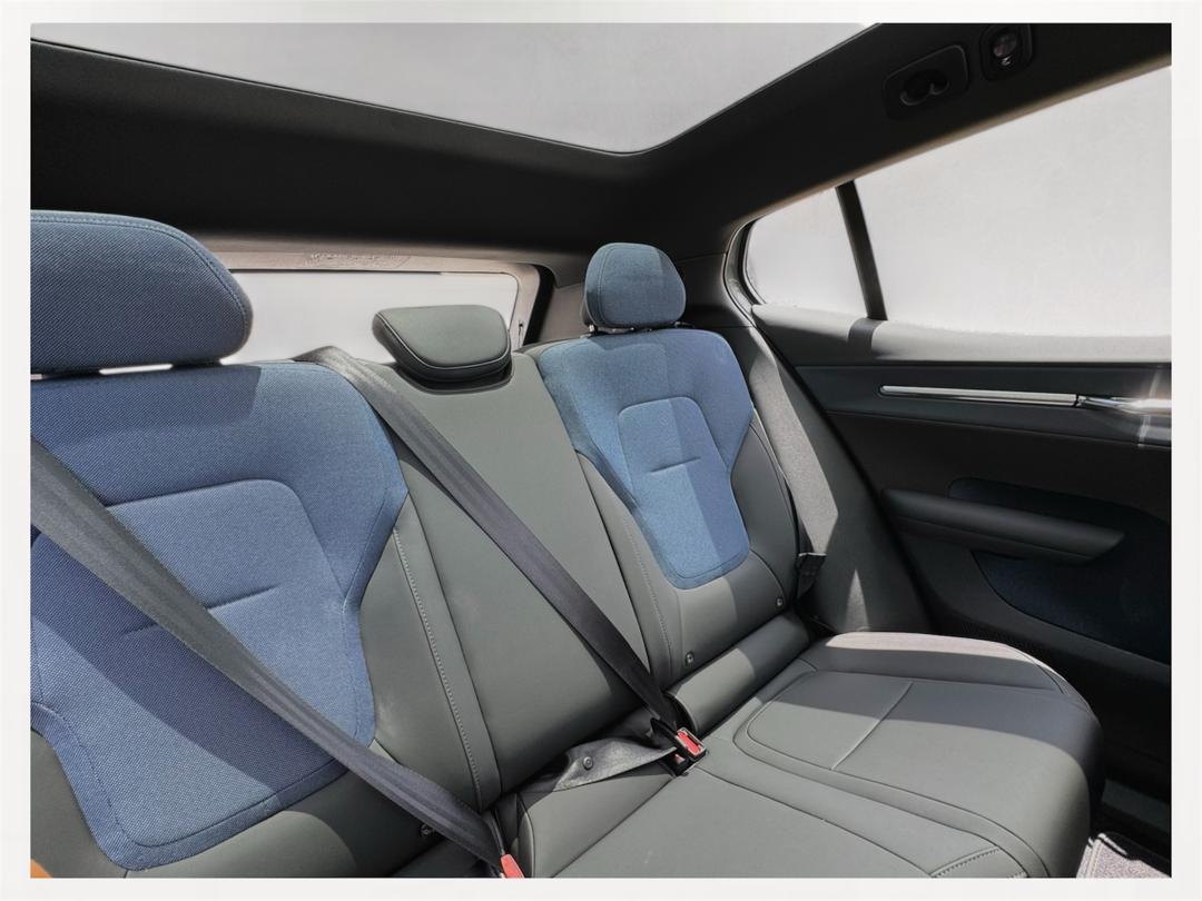 Volvo  EX30 Ultra, Twin Motor Performance, Electric