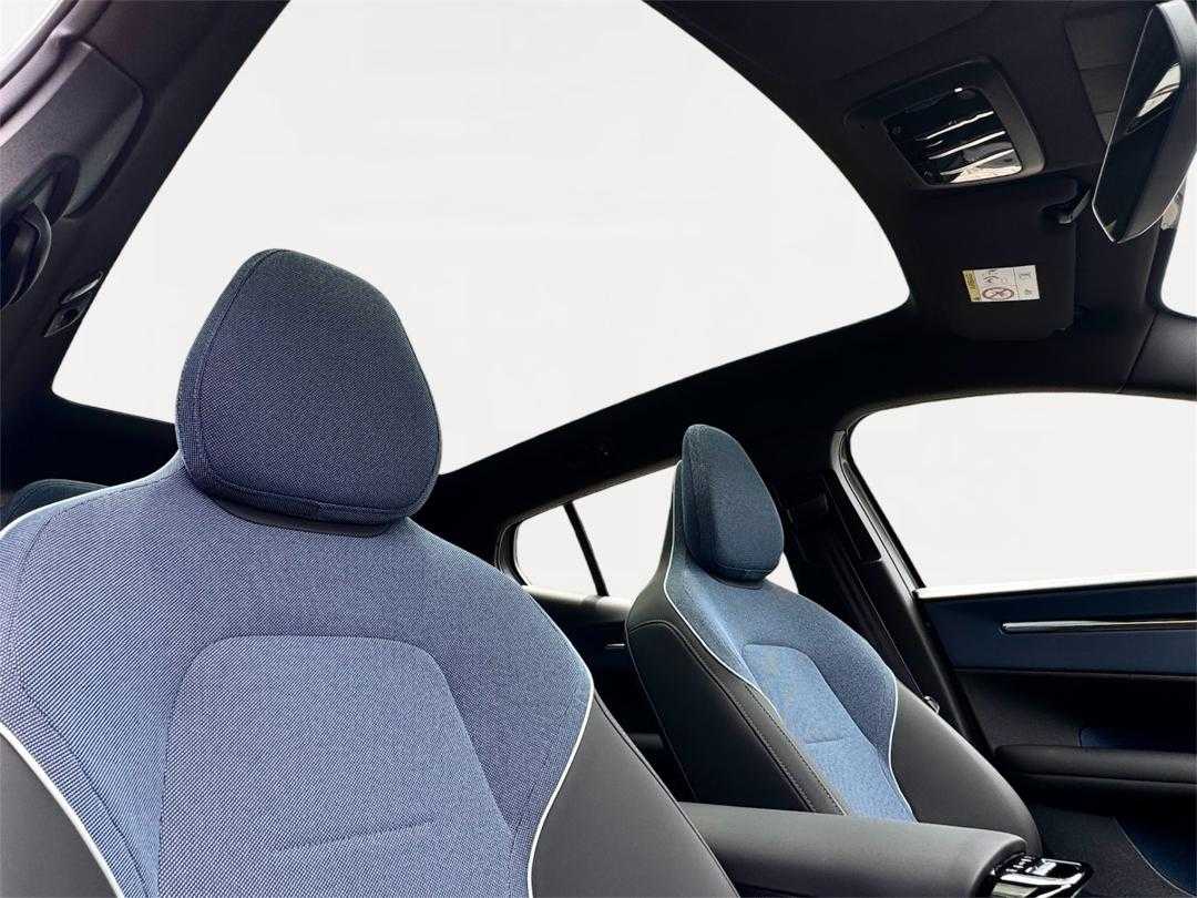 Volvo  EX30 Ultra, Twin Motor Performance, Electric