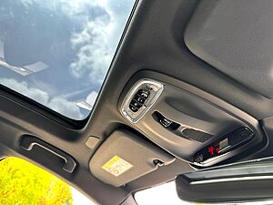 Volvo  S60 Recharge R-Design, T8